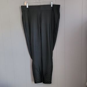 Torrid Women's Faux Leather Pants 2X Black Quilted Bottoms